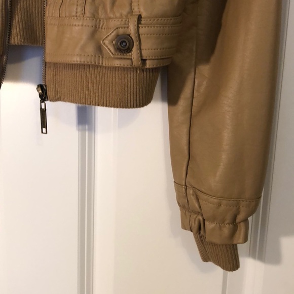 Tan leather jacket - Picture 4 of 4